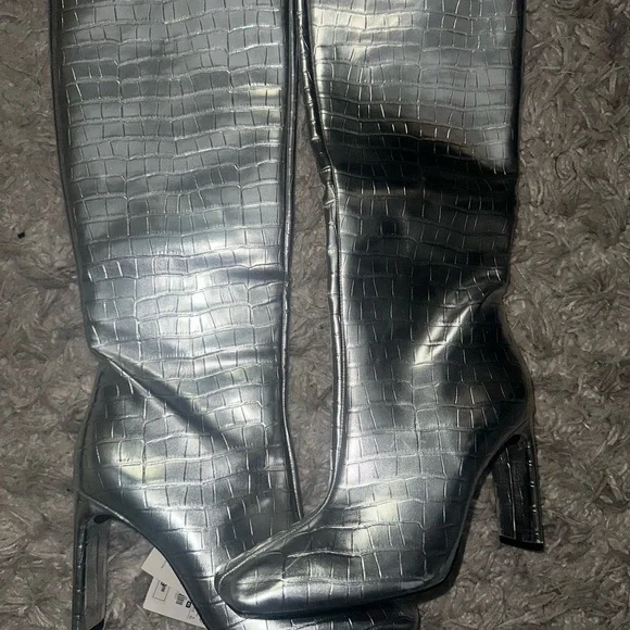 Zara Metallic Croc-Embossed Heeled Boots - Picture 5 of 6